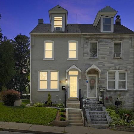 Rare City Home W/ Backyard Fire-Pit & Hottub ランカスター エクステリア 写真